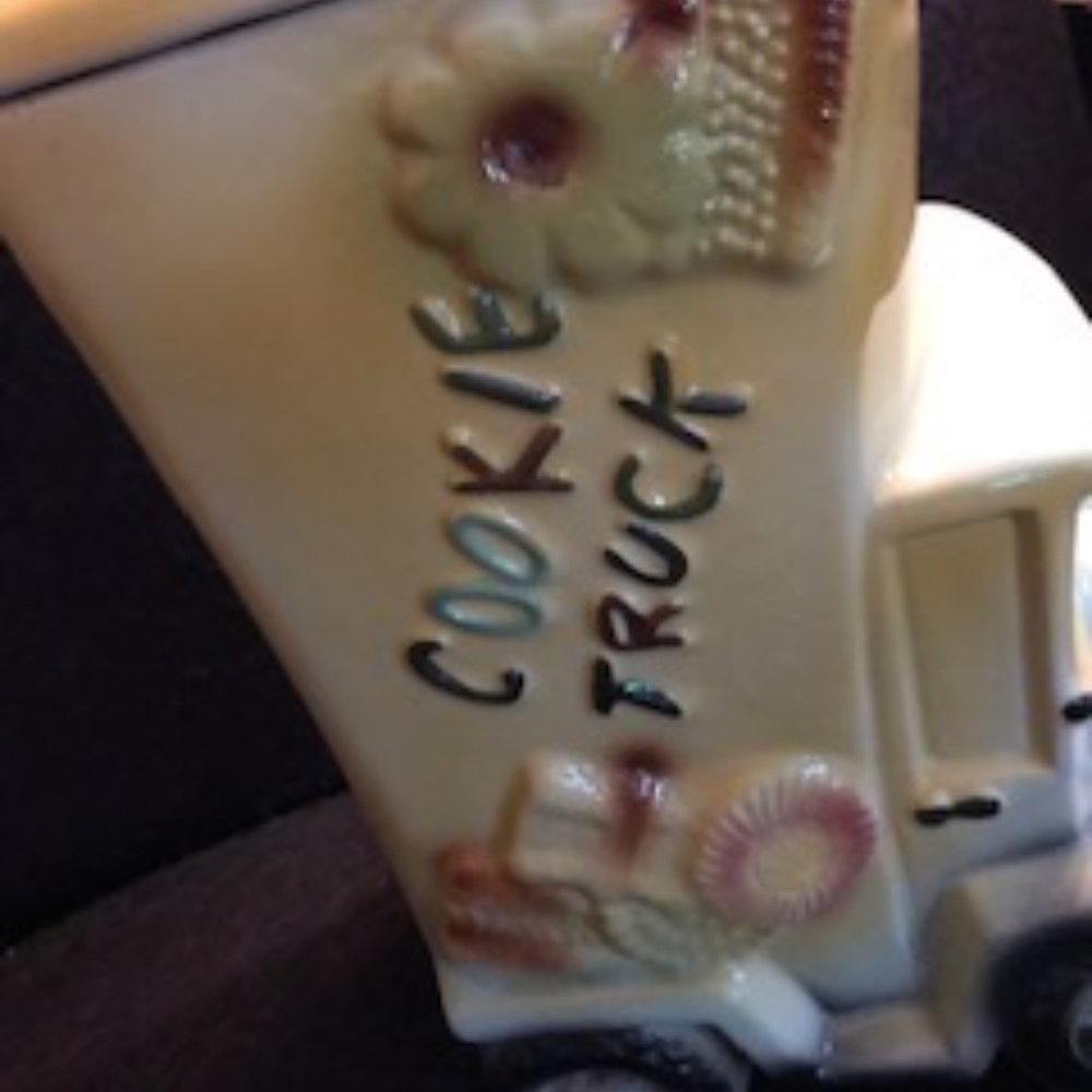 *HOST PICK* Vintage Cookie Jar *EUC*